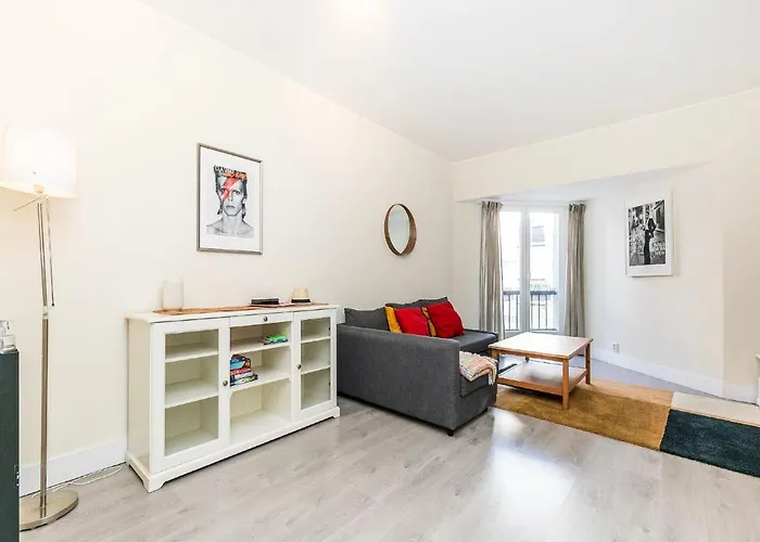 Beach Cascais Apartment Апартаменты *